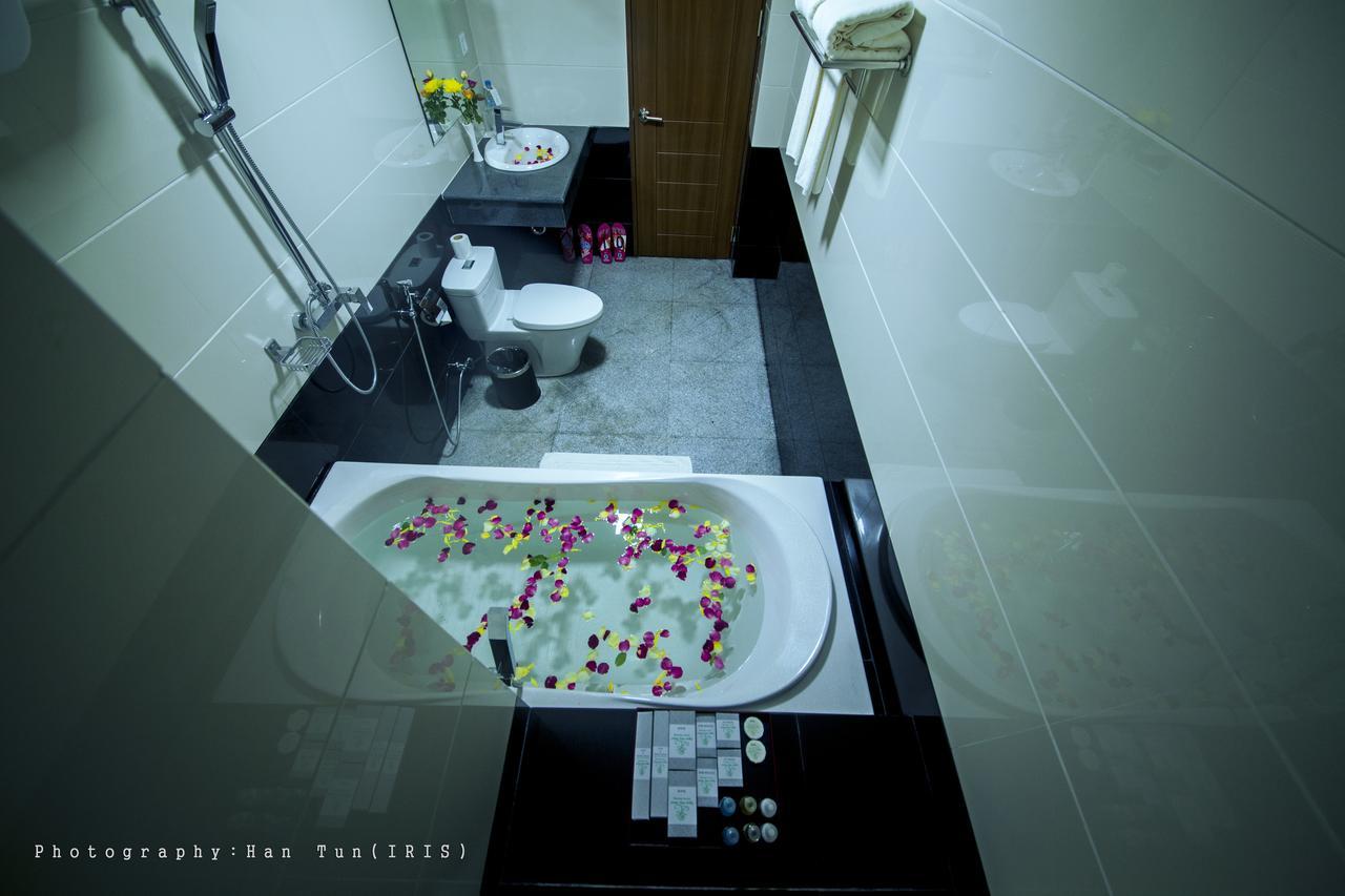 Ngwe Moe Hotel Mawlamyine Εξωτερικό φωτογραφία